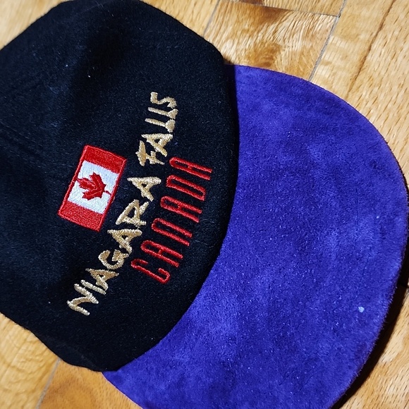 Vintage Niagara Falls Caps - Picture 2 of 6